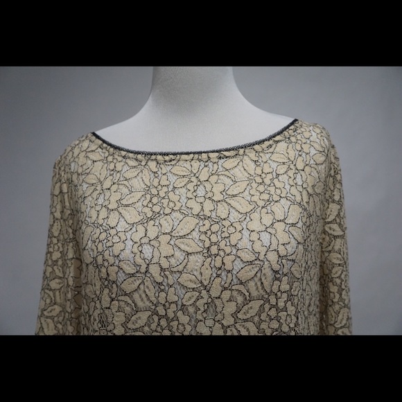 Loft lace Top - Picture 2 of 7